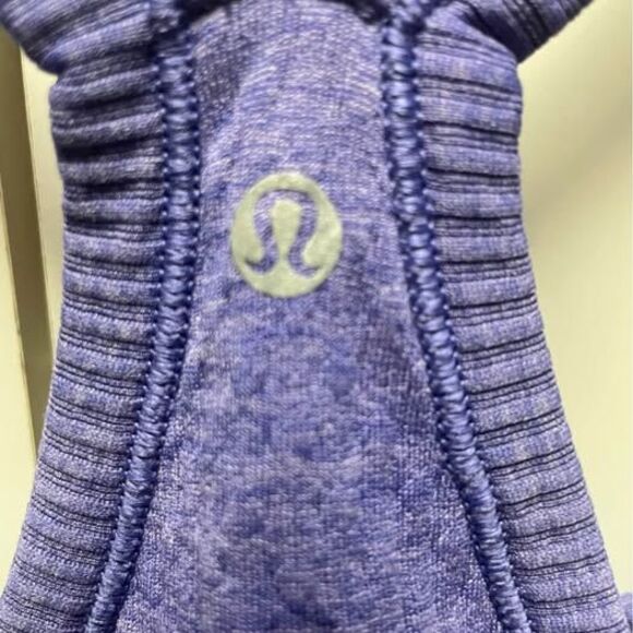 Lululemon  Purple Racerback Tank Top Size 8 Built-In Bra Small Flaw and leggings - Picture 7 of 8
